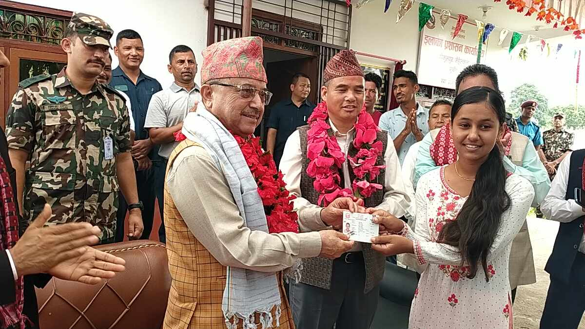 जनतासँग गरेका वाचा पाँच वर्षभित्र पूरा गर्छौं : उपप्रधानमन्त्री खड्का